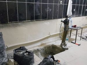 Kuyumcuyu soymak için tünel kazmışlar