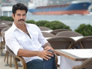 Kara Sevda oyuncusu Burak Özçivit ameliyata alındı