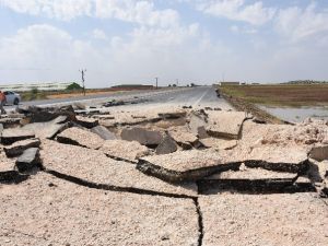 Teröristler İpek Yoluna saldırdı