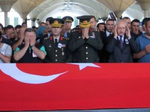 Cenaze törenine Kılıçdaroğlu da katıldı