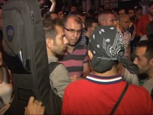 Grup Yorum üyeleri gözaltına alındı