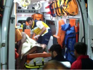 Askeri konvoyun geçişi sırasında patlama: 13 yaralı!