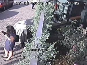 Beyoğlu’ndaki kapkaç anbean kaydedildi