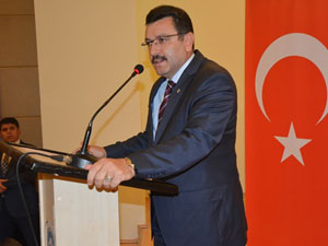 Genç huzurevini ziyaret etti!