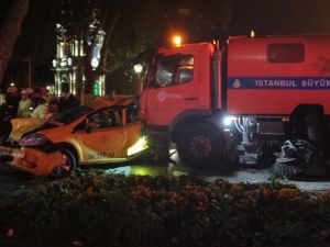 Beşiktaş’ta kontrolden çıkan temizlik aracı dehşet saçtı