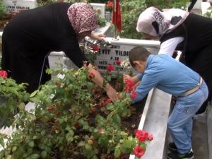 Edirnekapı Şehitliği doldu taştı