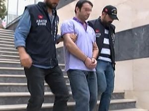 Sevgilisini öldürdüğü iddia edildi, polise teslim oldu