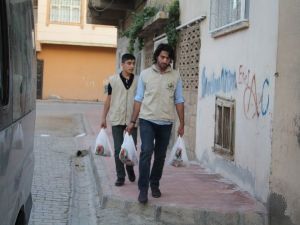 ’Yasin Börü’ 250 aileye kurban eti ulaştırdı