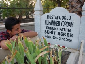 Şehitlikte yatan asker şehit kabul edilmedi