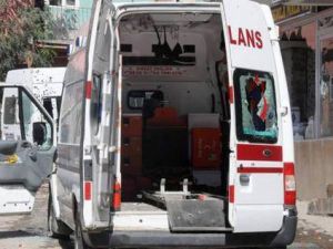 PKK’lılar ambulansı tarayıp şoförü şehit etti