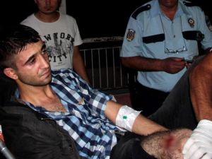 Polise ateş eden 2 gösterici vuruldu