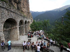 Turistlerin Karadeniz'deki gözdesi Maçka