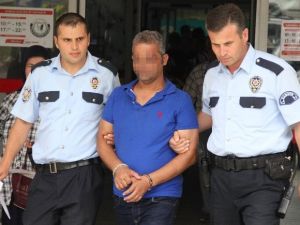 Iraklı mülteciye taciz dayağı !