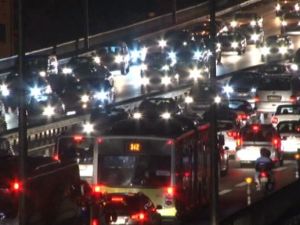 Trafik durma noktasına geldi