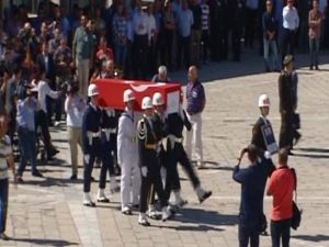 Şehit binbaşı son yolculuğuna uğurlandı