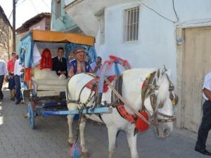 Gelin arabası oldu