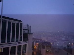 Mega kent yağış altında