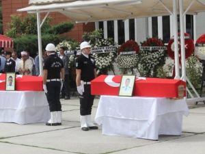 Şehit polisler için ilk tören