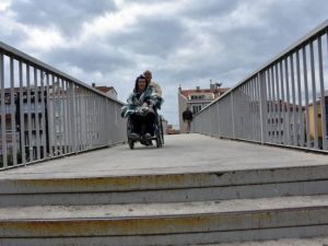 Çıkış rampası var iniş rampası yok !