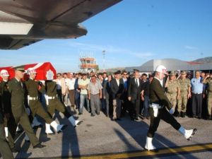 Şehidin cenazesi baba ocağına getirildi