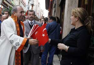 Üniversiteden anlamlı davranış