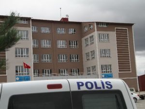 Ardahan’da ’paralel yapı’ operasyonu