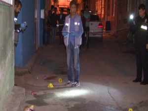 İstediği şarkı çalmayınca dehşet saçtı