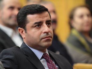 Basın toplantısı öncesinde yoğun güvenlik önlemi