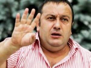 İsmail Türüt'e şok!