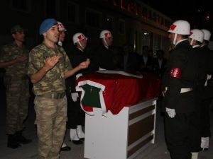 Yaralı korucu şehit oldu