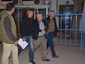 Eşini defalarca bıçaklayarak öldürdü