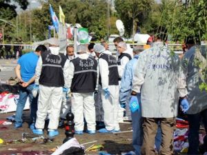 Patlamada yaralanan öğretmen hayatını kaybetti