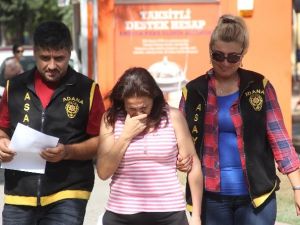 Teyzesine fuhuş yaptırırken yakalandı