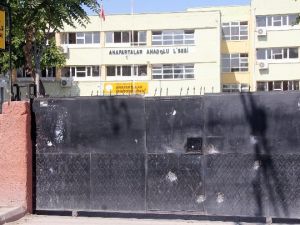 "Aşkıma kızdım okulun kapısına kalp yaptım"