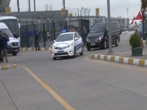 Merkel’in konvoyu İstanbul trafiğine takıldı