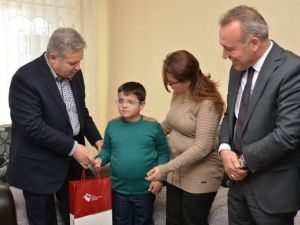 Şehit kızı duygulandırdı: "Benim bilgisayarım yok ama..."