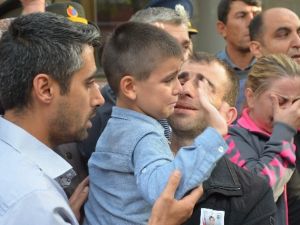 Bu acıya yürek dayanmaz: "Babamı gömeceklermiş amca”