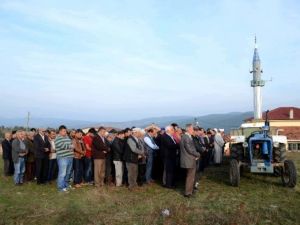 Kazada hayatını kaybedenler toprağa verildi