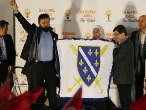 Partisinin yeni il binasının açılışını gerçekleştirdi