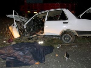 Feci kaza: 2 ölü, 2 yaralı