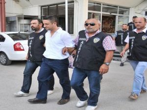 2 milyon lirayla kaçan banka personelleri yakalandı