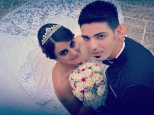 Gelin toprağa verildi, damat yaşam mücadelesi veriyor