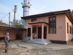 İnanılmaz ama gerçek: Musalla taşını çaldılar