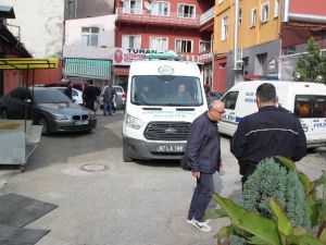 Kızı ile buluşmak için geldiği otelde...