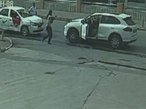 Rus iş kadınına silahlı gasp