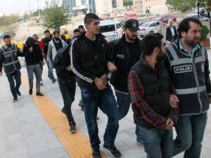 Uyuşturucu operasyonuna 8 tutuklama