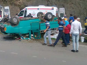 Akçaabat'ta kaza! 5 yaralı!