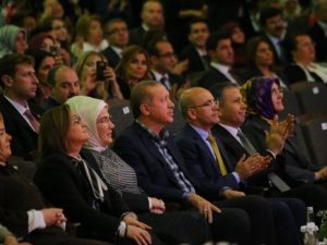 ’Gelin etmeyin, okula gönderin’