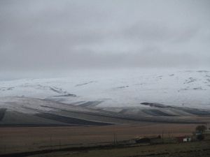 Yüksek kesimlere kar yağdı