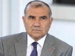 Enerji Bakanı saatlerini karıştıranlardan özür diledi